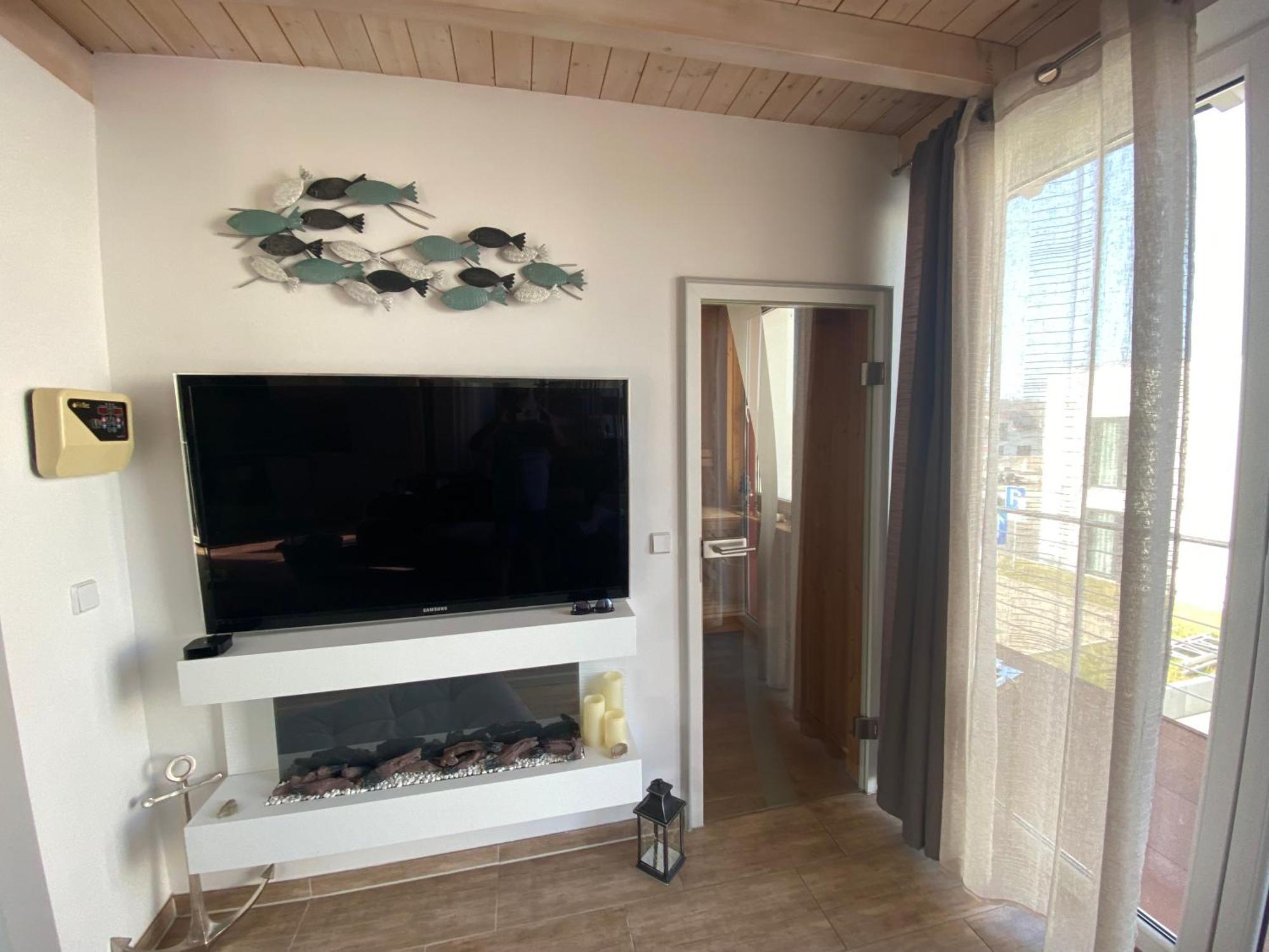 Ferienwohnung Mit Sauna -Marina Muecheln Geiseltalsee Mucheln Bagian luar foto