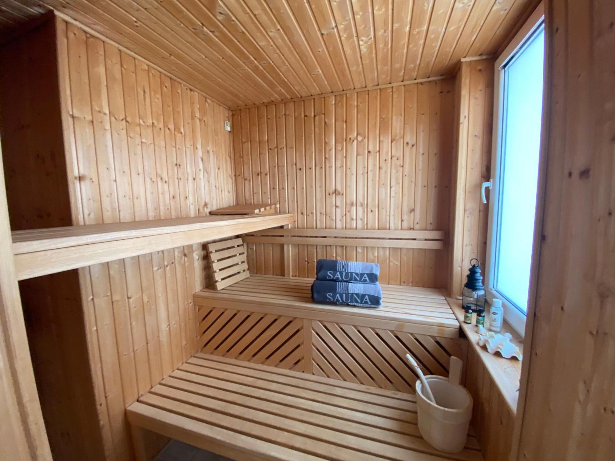 Ferienwohnung Mit Sauna -Marina Muecheln Geiseltalsee Mucheln Bagian luar foto