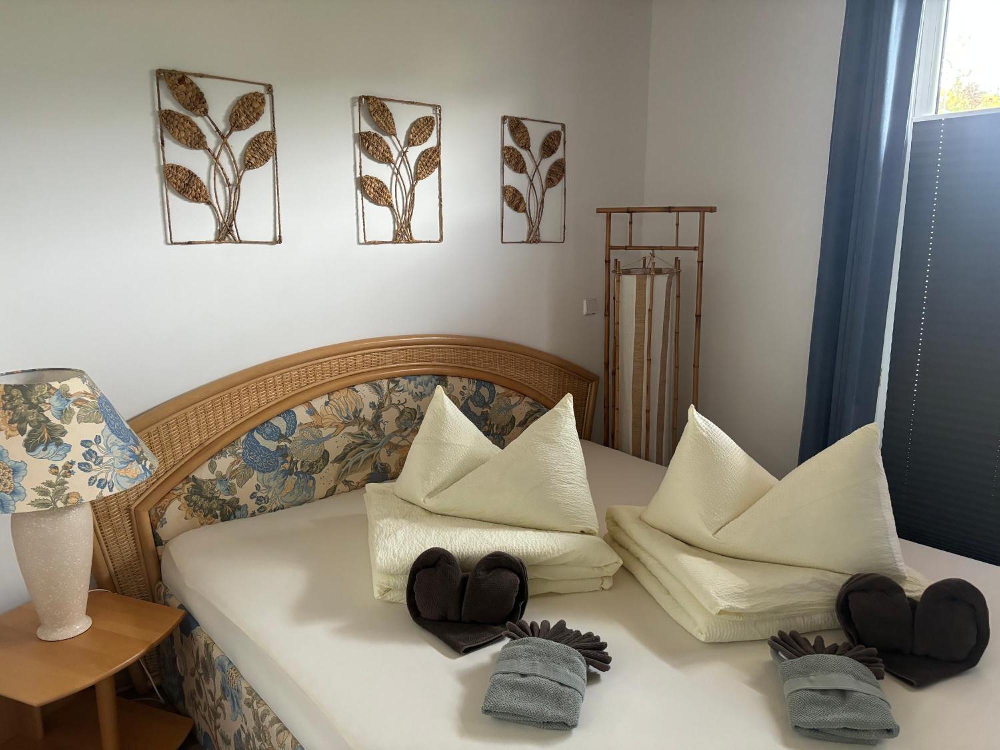 Ferienwohnung Mit Sauna -Marina Muecheln Geiseltalsee Mucheln Bagian luar foto